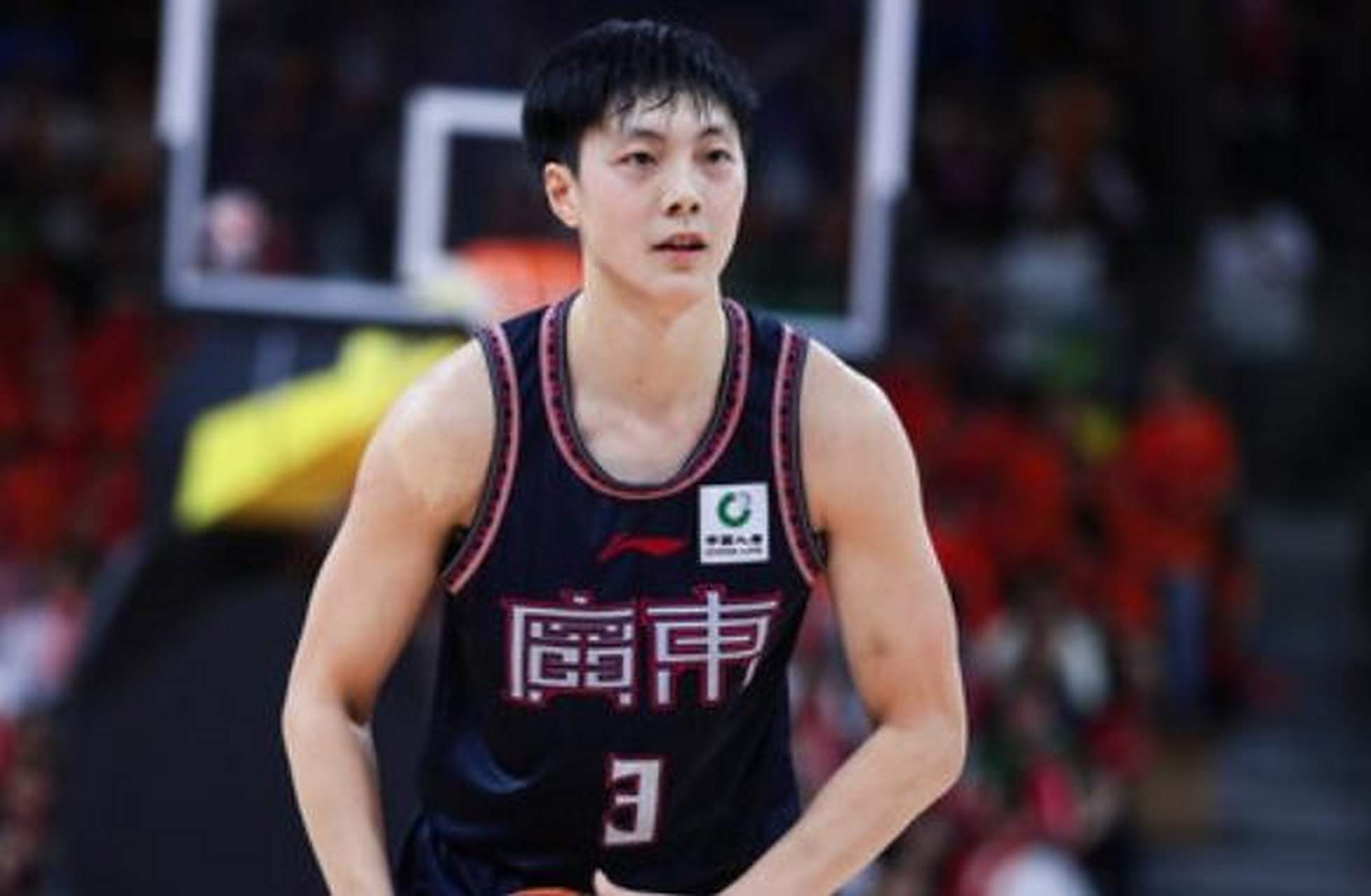 青海男篮在激烈对抗中获胜,成功晋级下一轮 青海男篮在激烈对抗中获胜,成功晋级下一轮