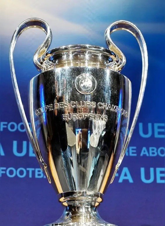 关于拜仁慕尼黑卫冕德甲联赛冠军稳固德国足坛霸主地位的信息 关于拜仁慕尼黑卫冕德甲联赛冠军稳固德国足坛霸主地位的信息