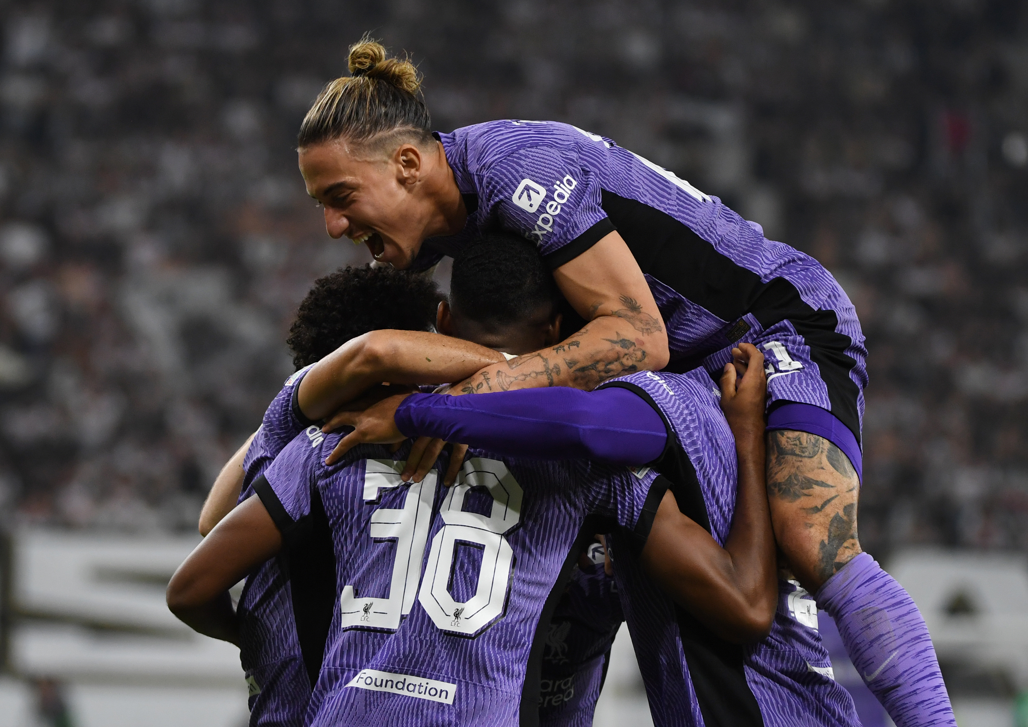 利物浦球星前往多特蒙德进行转会谈判 利物浦球星前往多特蒙德进行转会谈判