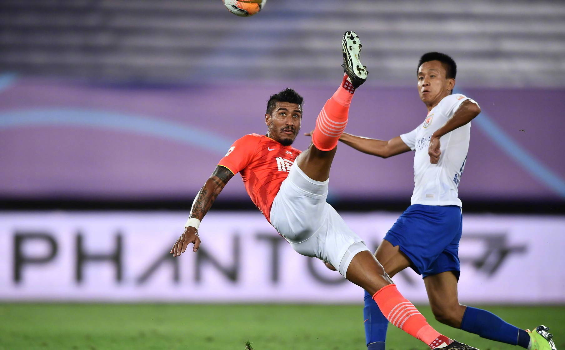 球队合理轮换，各路球员轮流贡献