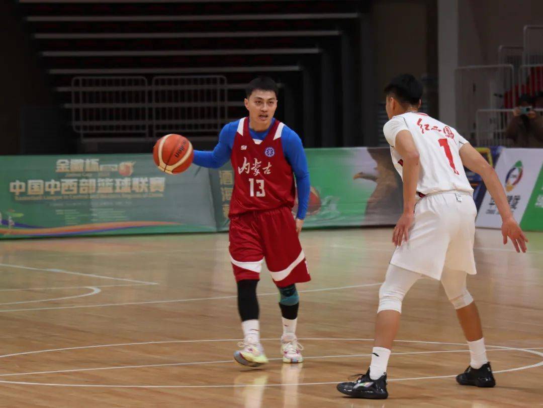 关于内蒙古男篮备战状态火热,冲刺胜利的信息 关于内蒙古男篮备战状态火热,冲刺胜利的信息