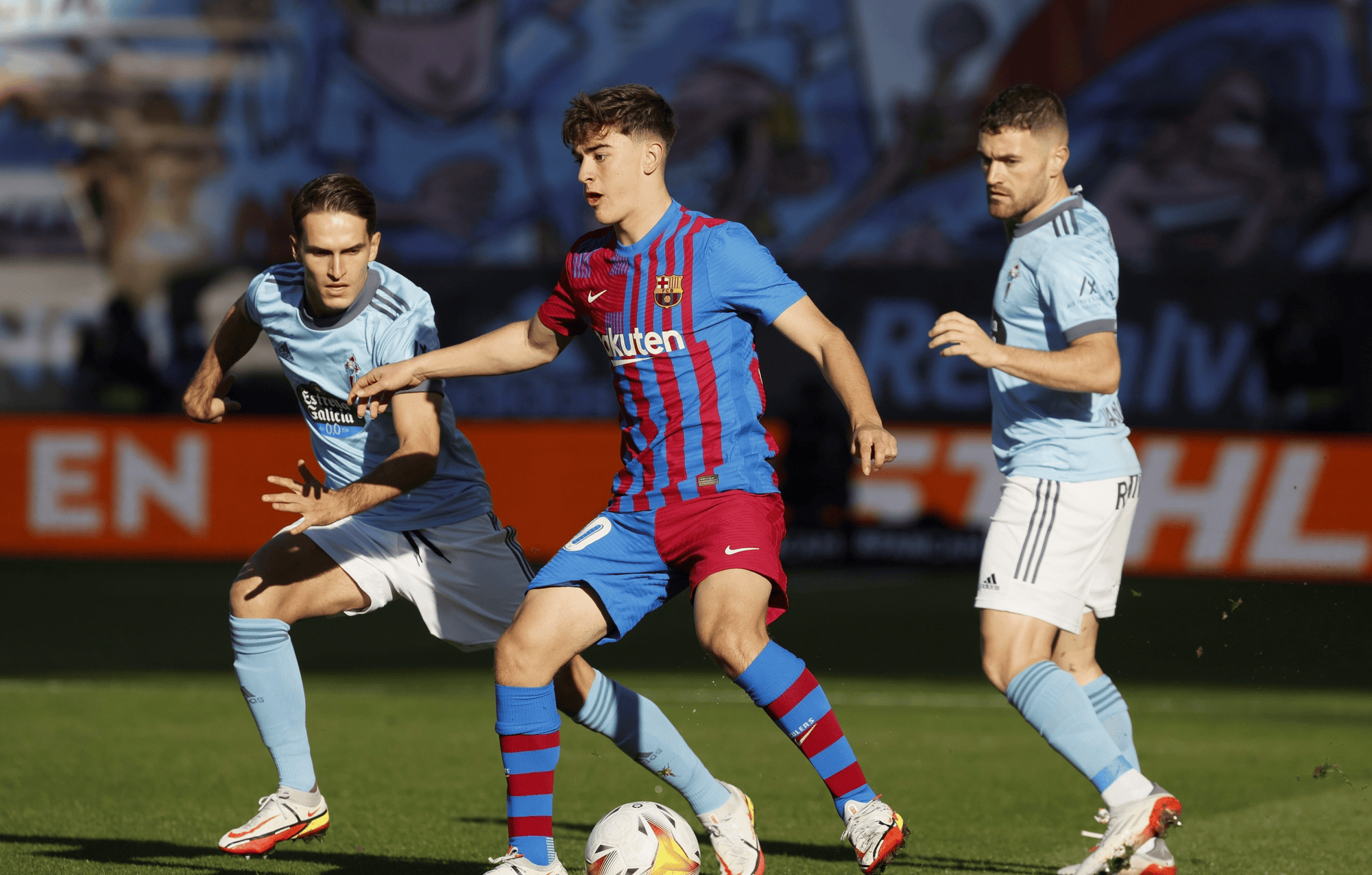 西班牙足坛大战拉开,巴伦西亚遭遇连败 西班牙足坛大战拉开,巴伦西亚遭遇连败