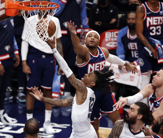 爵士队客场轻取勇士队,豪取两连胜 爵士队客场轻取勇士队,豪取两连胜